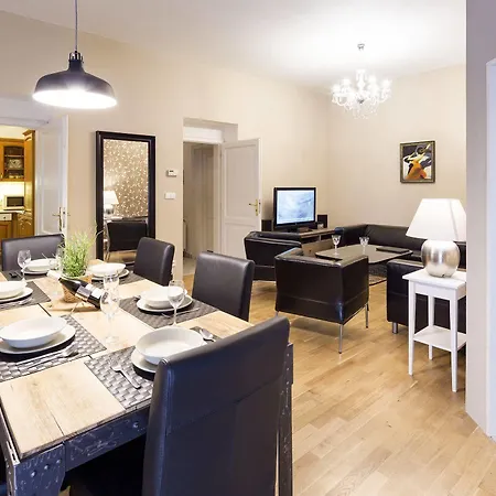 Premier Wenceslas Square Aparthotel 4*