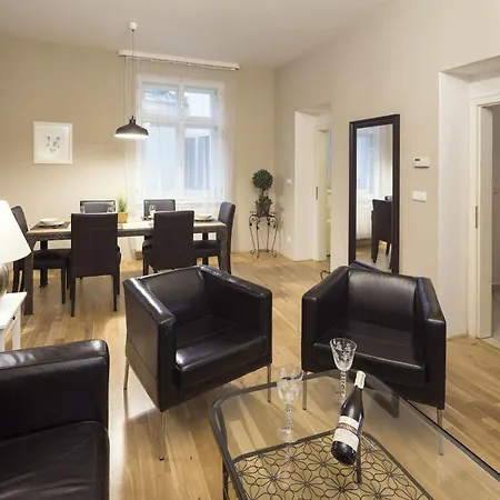 Premier Wenceslas Square Aparthotel 4*