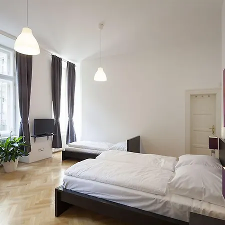 Premier Wenceslas Square Aparthotel 4*